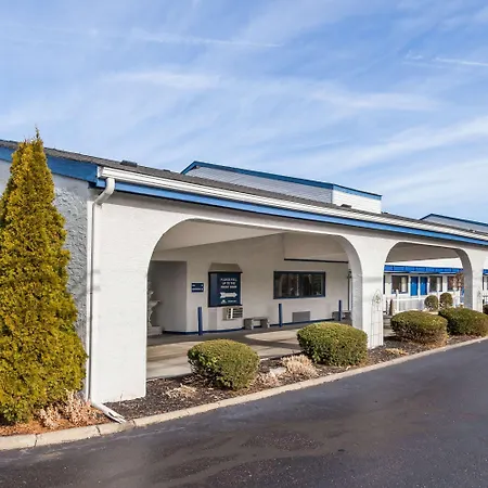 Days Inn By Wyndham Kent - Akron